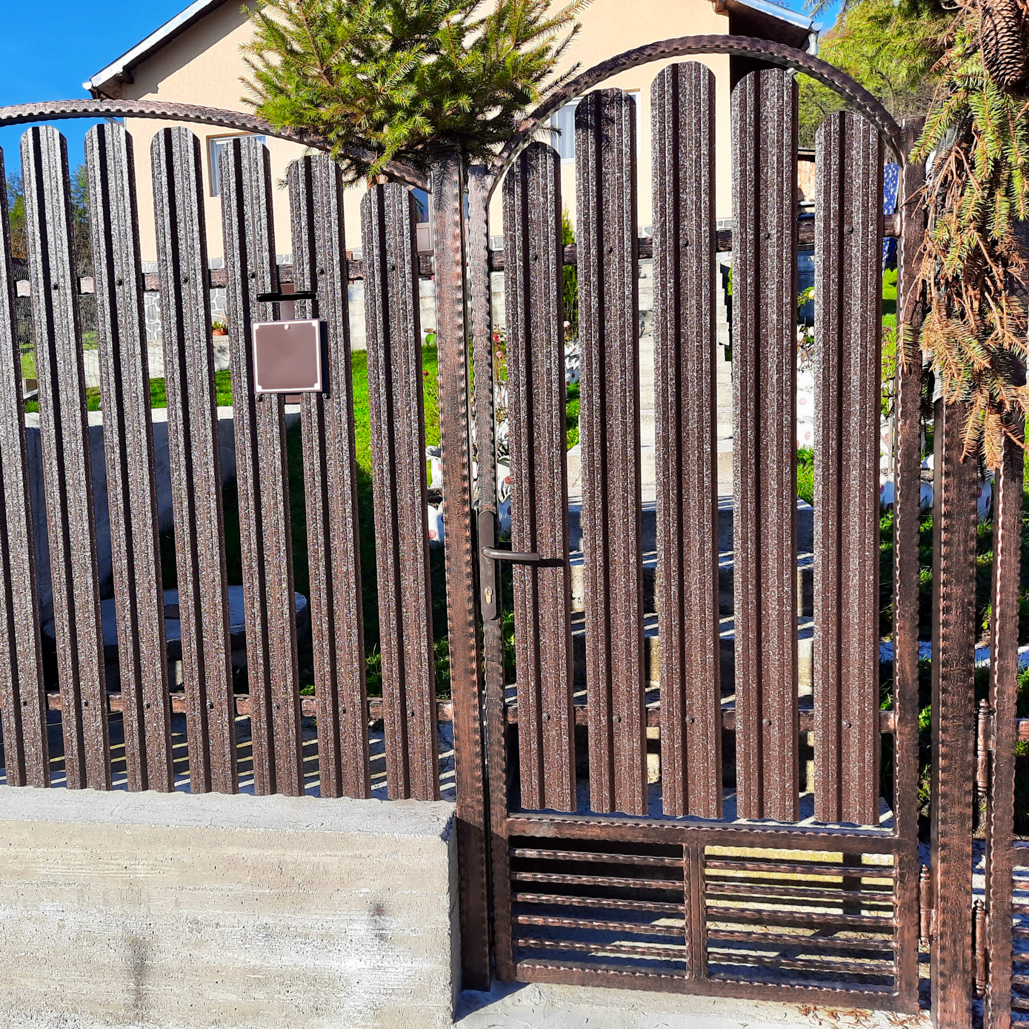 Maro Cedru | RAL 8019