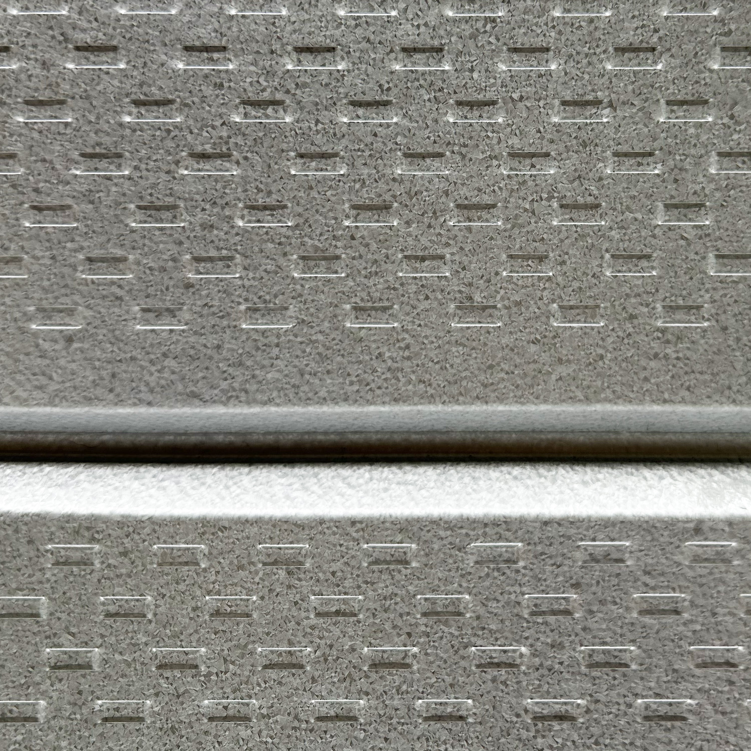 Lambriu Metalic Perforat Saturn,  Galvanum