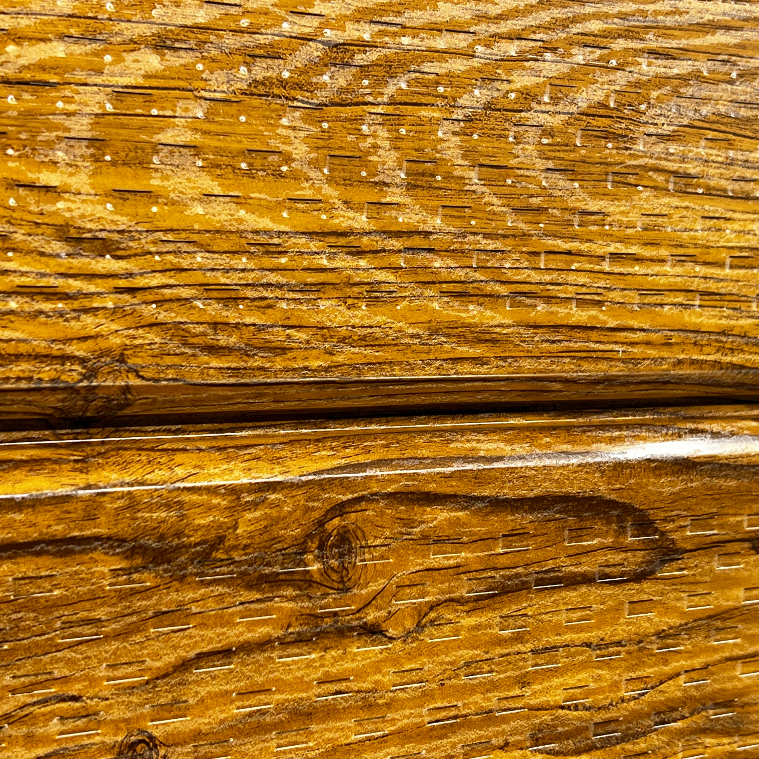 Lambriu Metalic Perforat Saturn, Stejar Striat