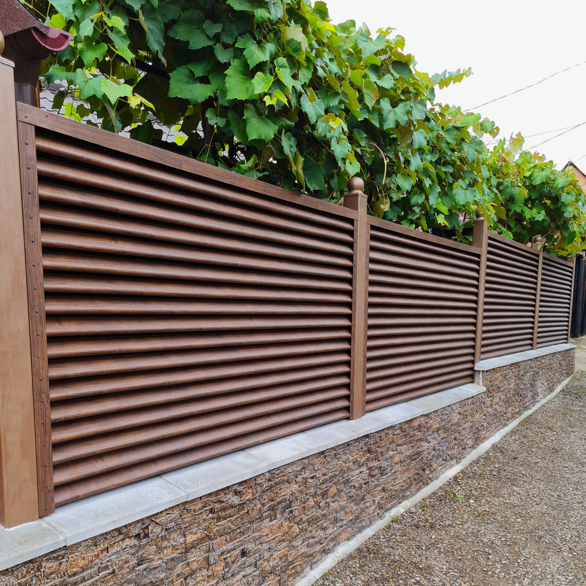 Gard Jaluzele Piramida | Mahon