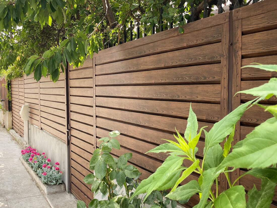 Romb Pro în culoarea Mahon, fotografie reală de la un client